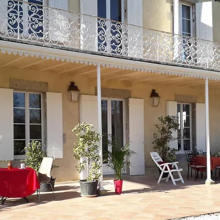 Bed & Breakfast Domaine De L'ourbise 3*